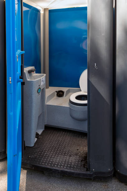 Portable Toilet Options We Offer in Uvalde, TX